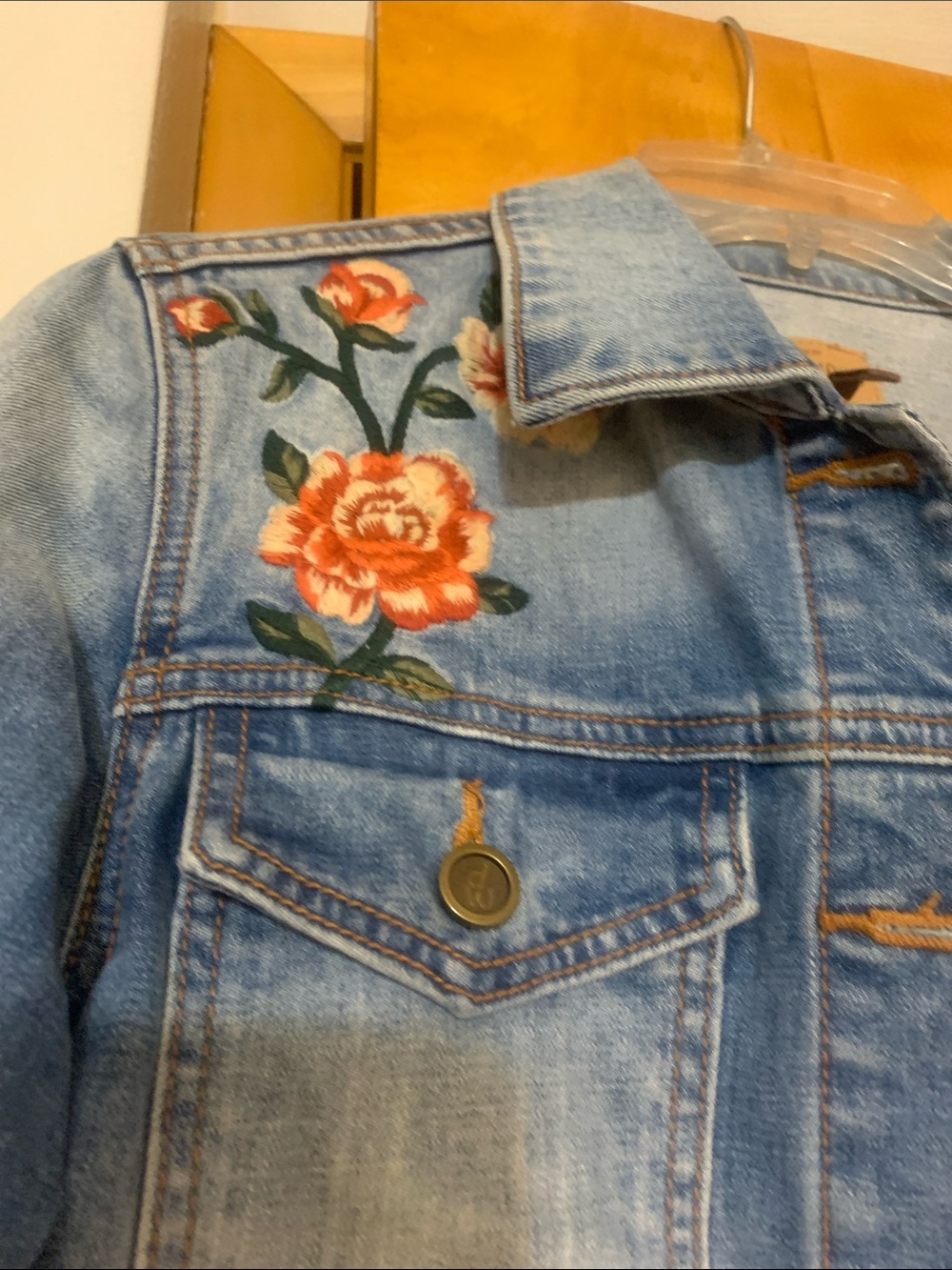 Blue Jean jacket. Tote 4 - Picture 3 of 9